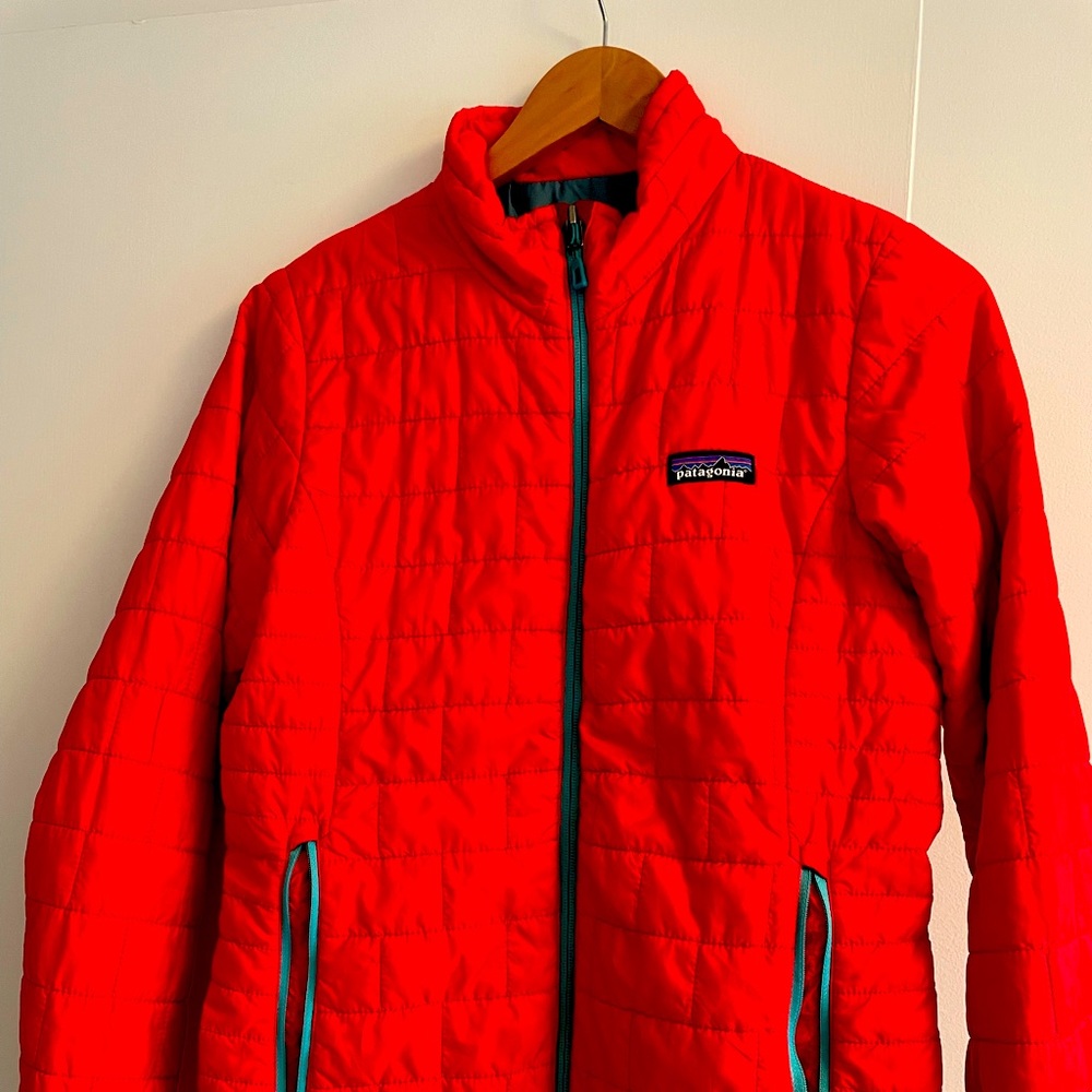 Patagonia Women’s Red Nano Puff Size S